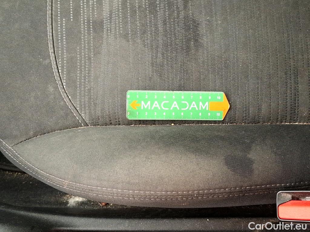  Peugeot  208  Affaire Premium Pack 1.6 HDi 75CV BVM5 E6 #58