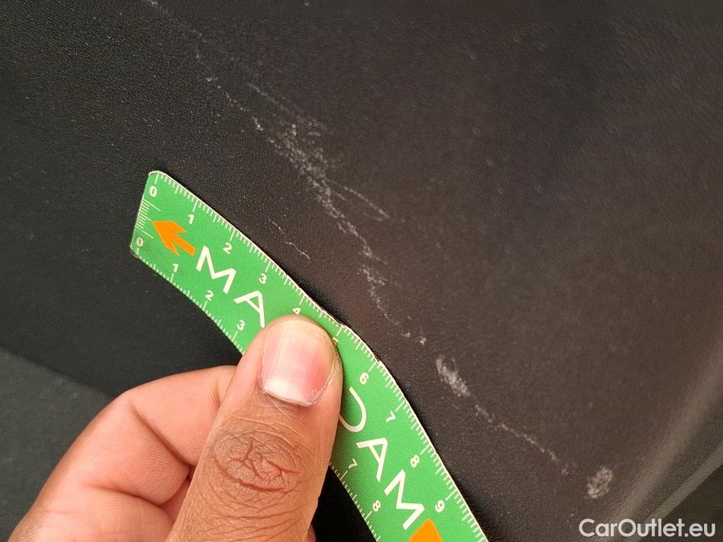  Peugeot  208  Affaire Premium Pack 1.6 HDi 75CV BVM5 E6 #55