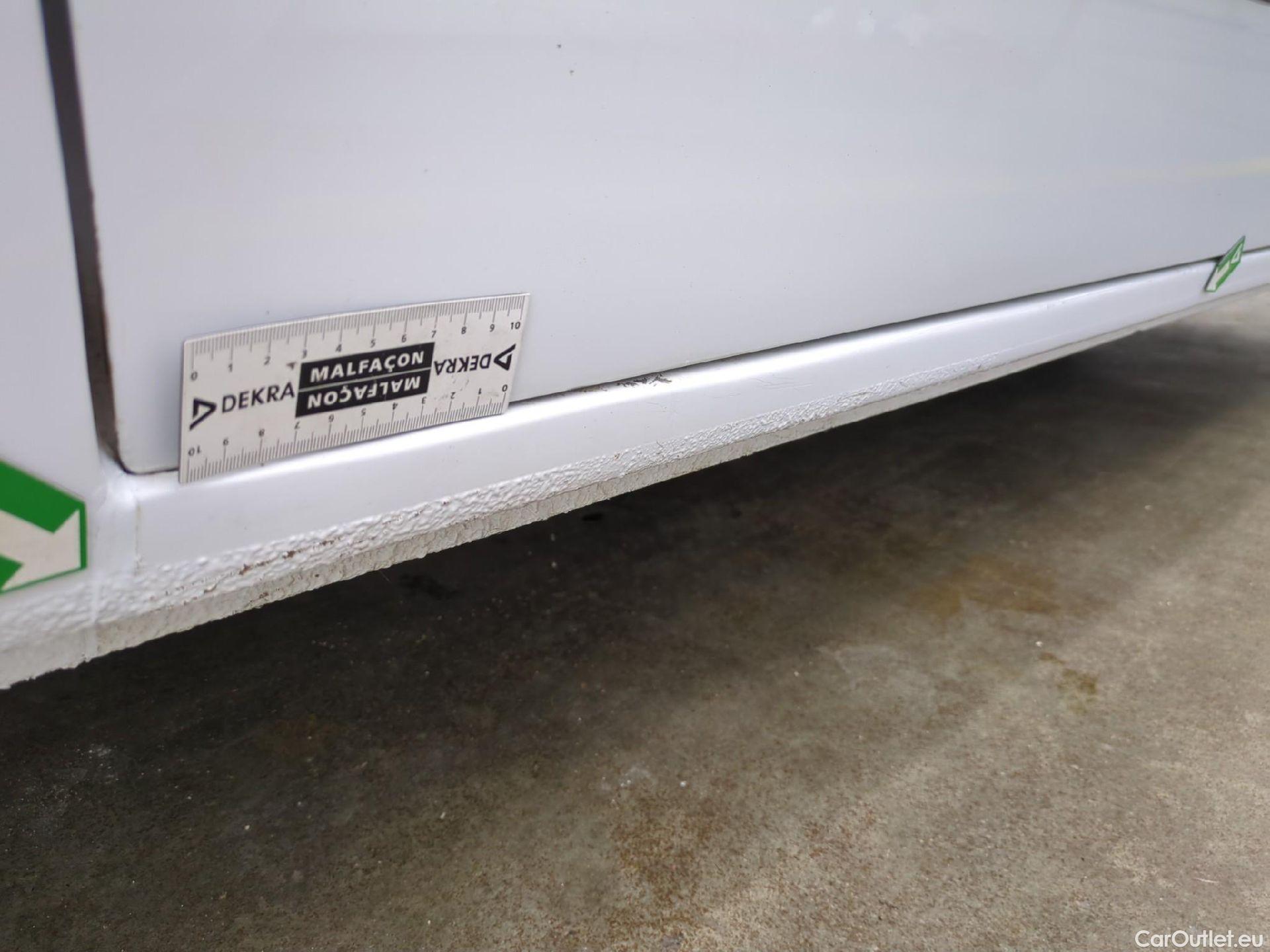  Nissan  NV400 NISSAN  VU 4p Fourgon L3H2 2.3 DCI 130 3500 Optima #37