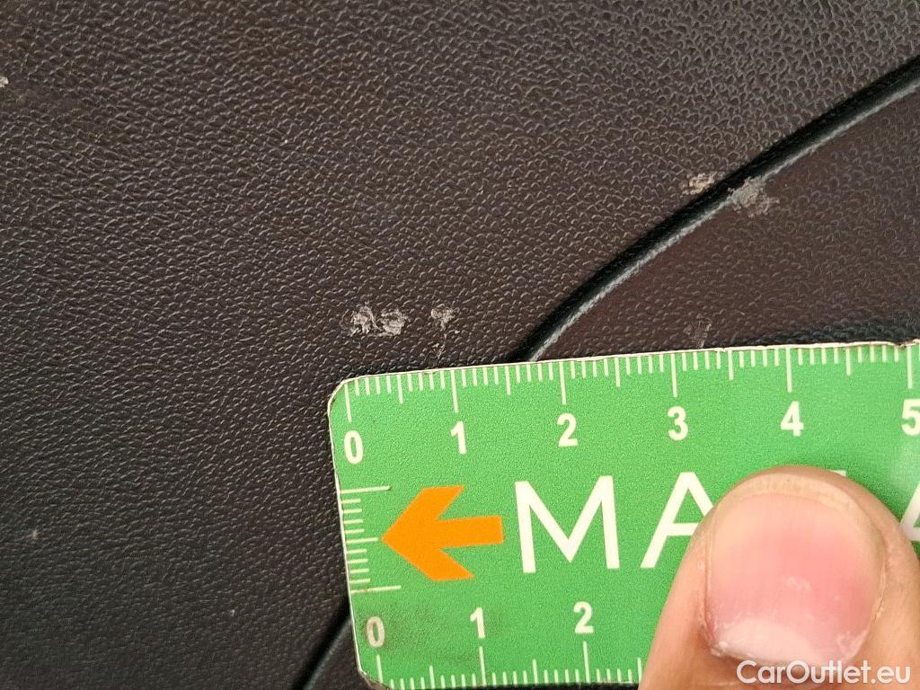  Peugeot  208  Affaire Premium Pack 1.6 HDi 75CV BVM5 E6 #52