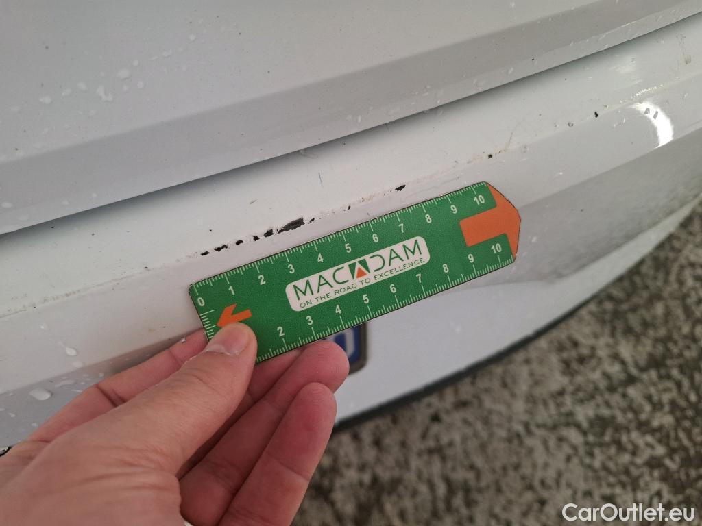  Renault  Megane  IV Berline 5pt. Société Air Nav 1.5 dCi 90CV BVM6 E6 #14