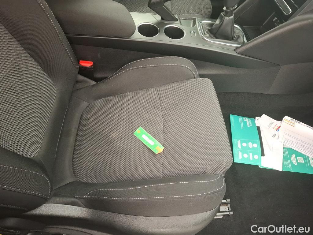  Renault  Megane  IV Berline 5pt. Société Air Nav 1.5 dCi 90CV BVM6 E6 #15