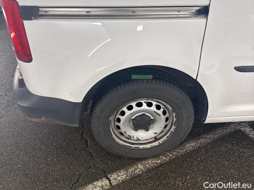  Volkswagen  Caddy VOLKSWAGEN  Van / 2015 / 4P / Fourgonnette 2.0 TDI 75 Business Line #6