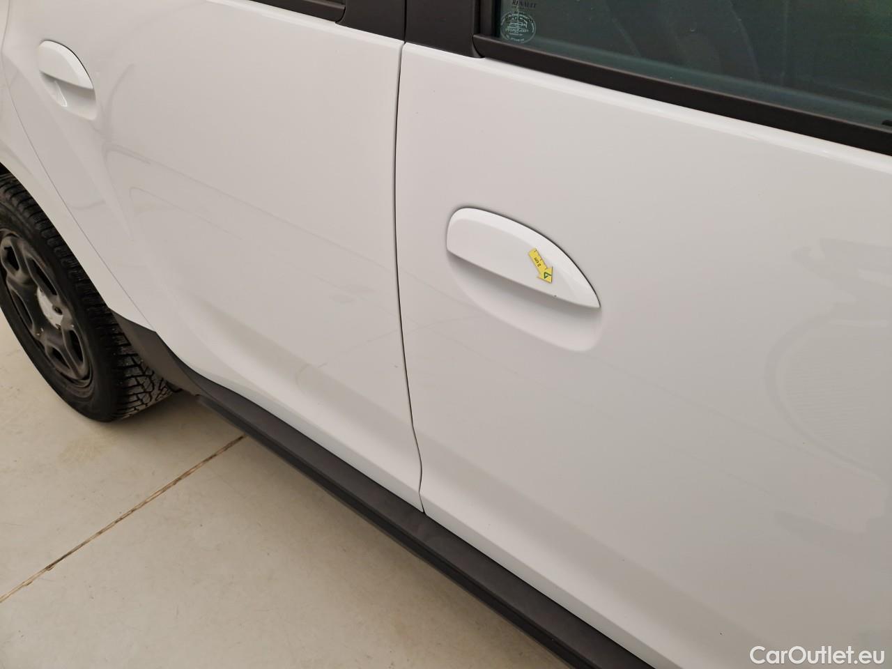  Dacia  Duster 1.5 Blue dCi 115CP Comfort 4WD #18