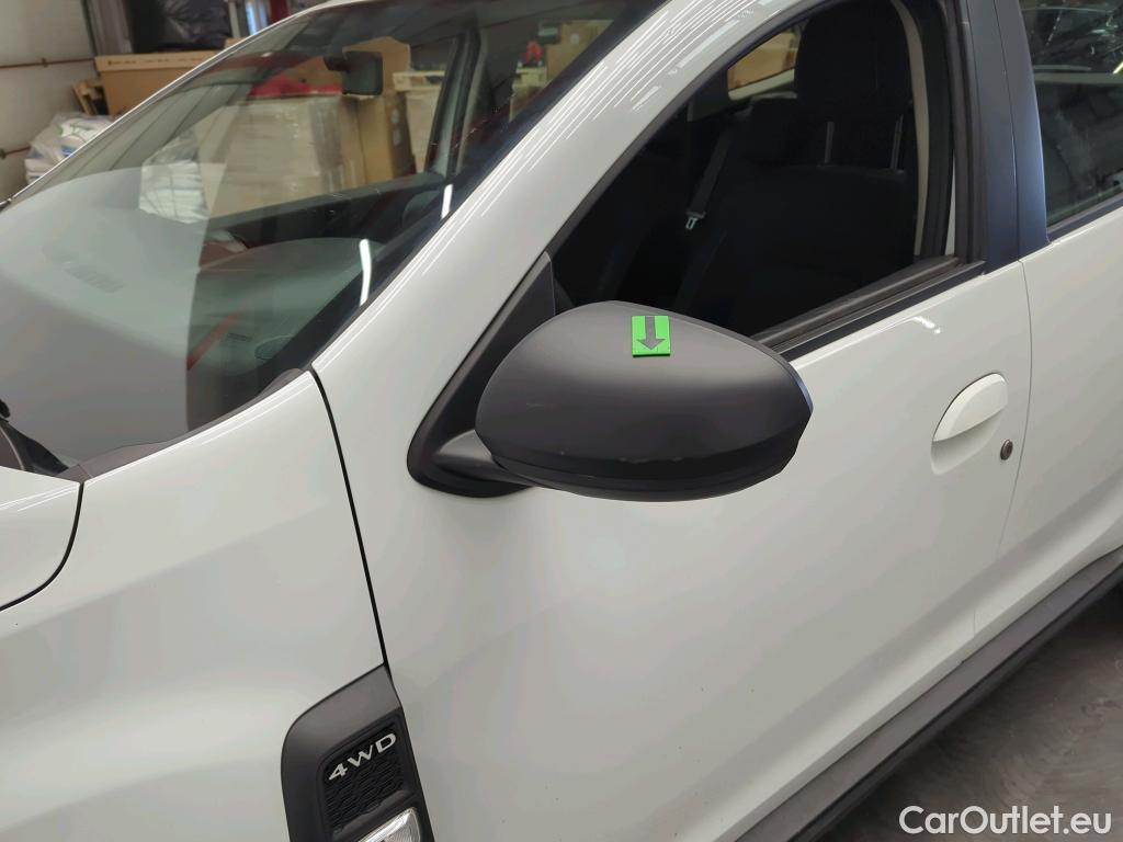  Dacia  Duster 1.5 Blue dCi 115CP Comfort 4WD #47