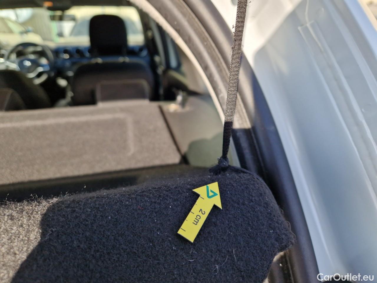  Dacia  Duster 1.5 Blue dCi 115CP Comfort 4WD #36