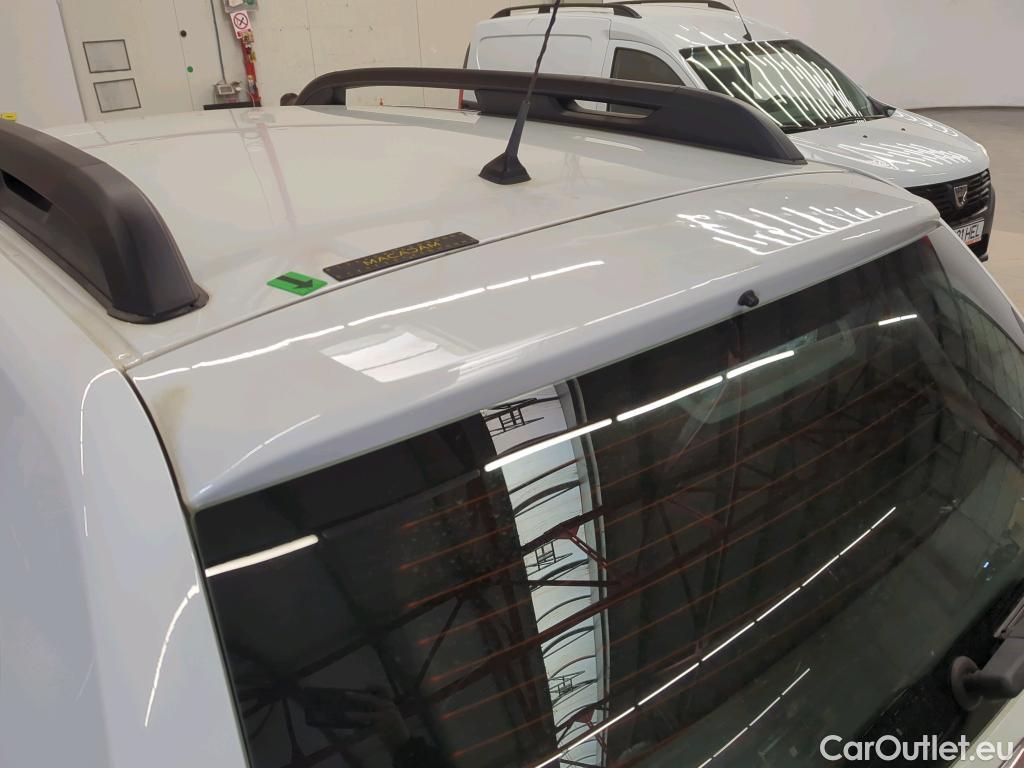  Dacia  Duster 1.5 Blue dCi 115CP Comfort 4WD #9