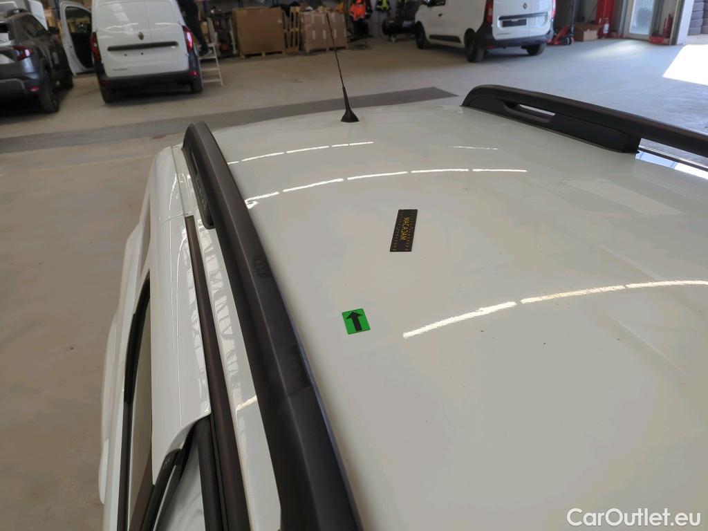  Dacia  Duster 1.5 Blue dCi 115CP Comfort 4WD #5