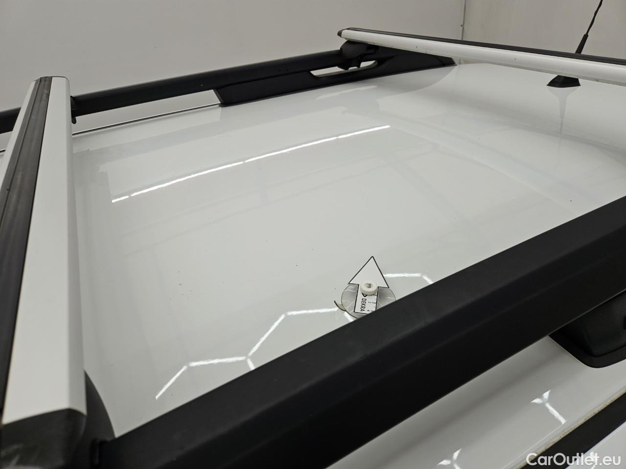  Dacia  Duster 1.5 Blue dCi 115CP Comfort 4WD #22