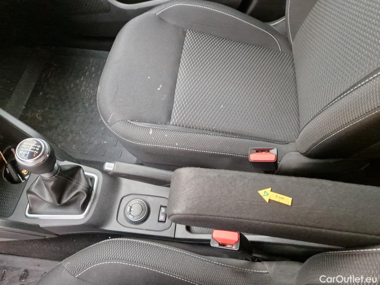  Dacia  Duster 1.5 Blue dCi 115CP Comfort 4WD #34