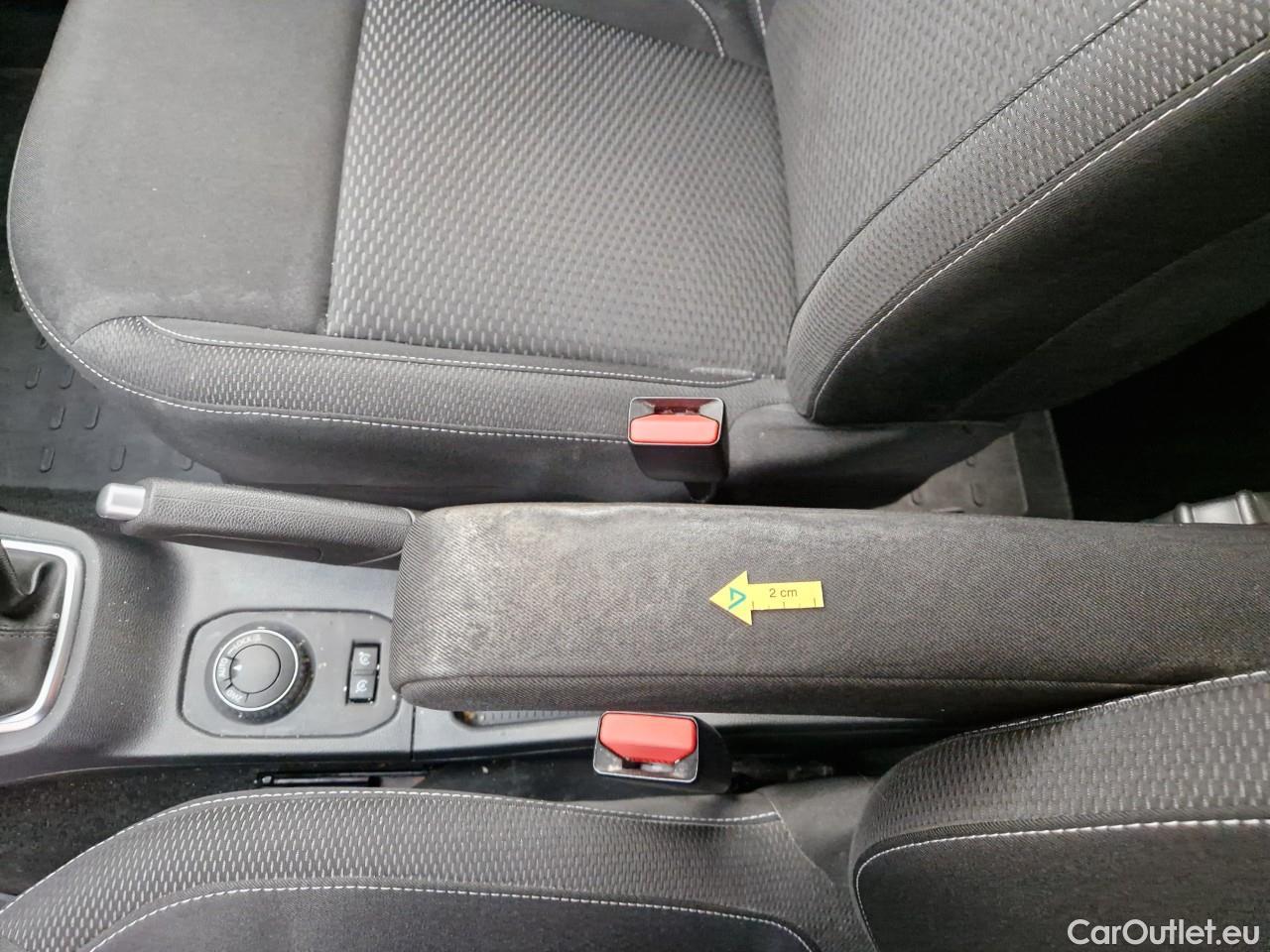  Dacia  Duster 1.5 Blue dCi 115CP Comfort 4WD #29