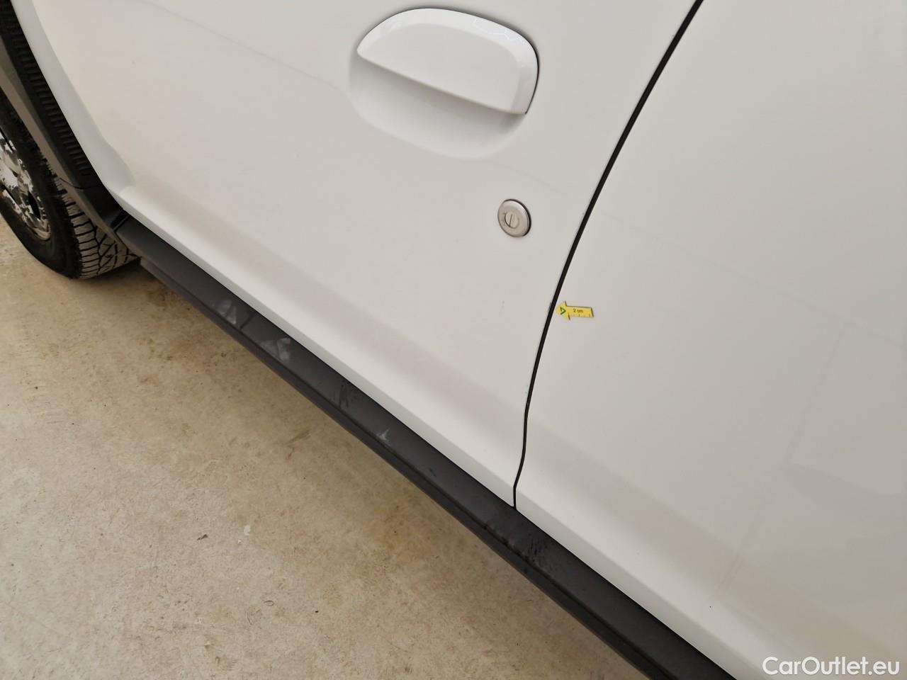  Dacia  Duster 1.5 Blue dCi 115CP Comfort 4WD #2