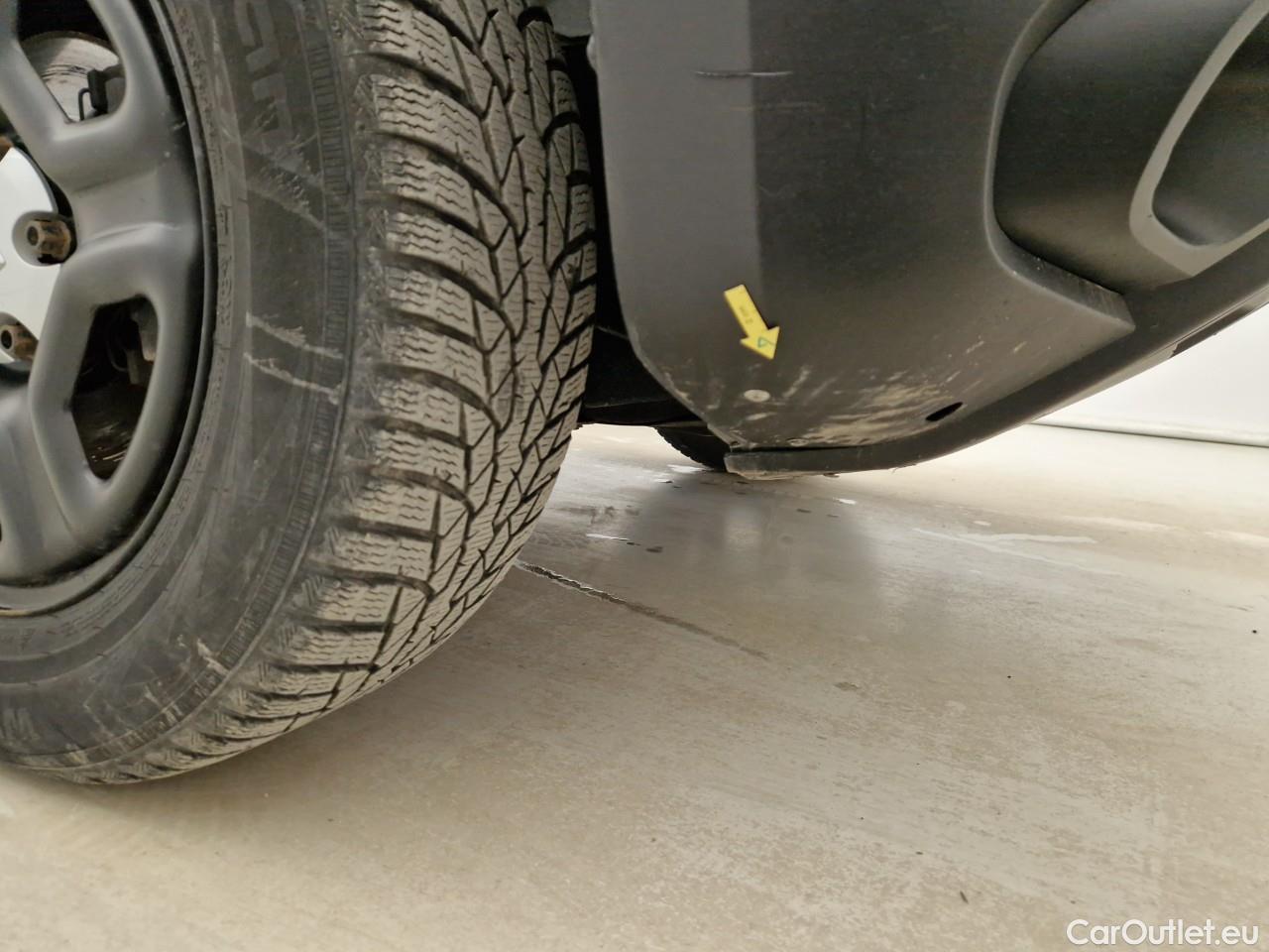  Dacia  Duster 1.5 Blue dCi 115CP Comfort 4WD #11