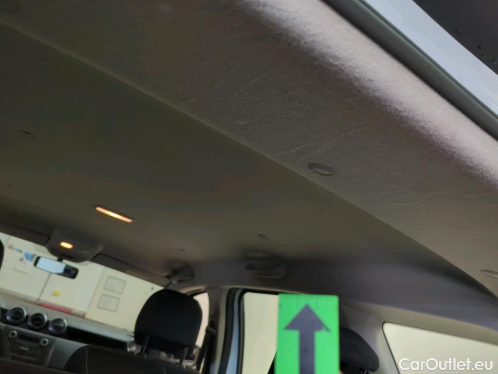  Dacia  Duster 1.5 Blue dCi 115CP Comfort 4WD #43