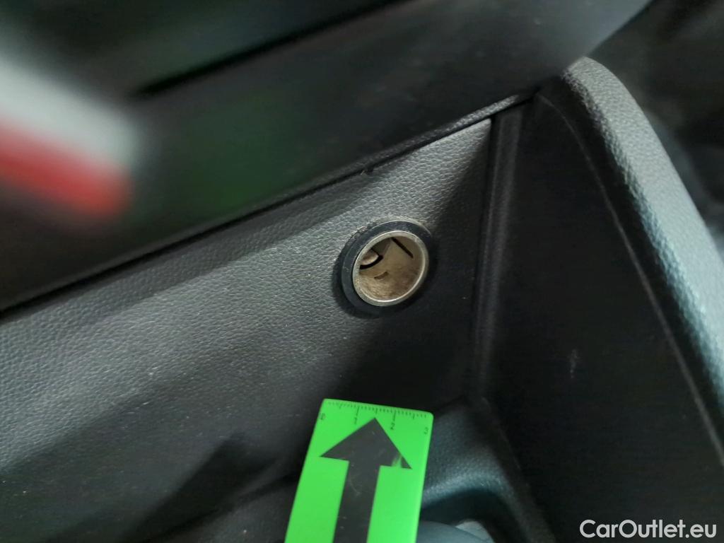  Dacia  Duster 1.5 Blue dCi 115CP Comfort 4WD #50