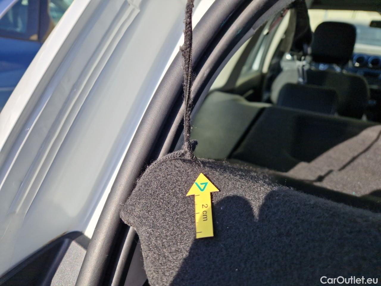  Dacia  Duster 1.5 Blue dCi 115CP Comfort 4WD #38