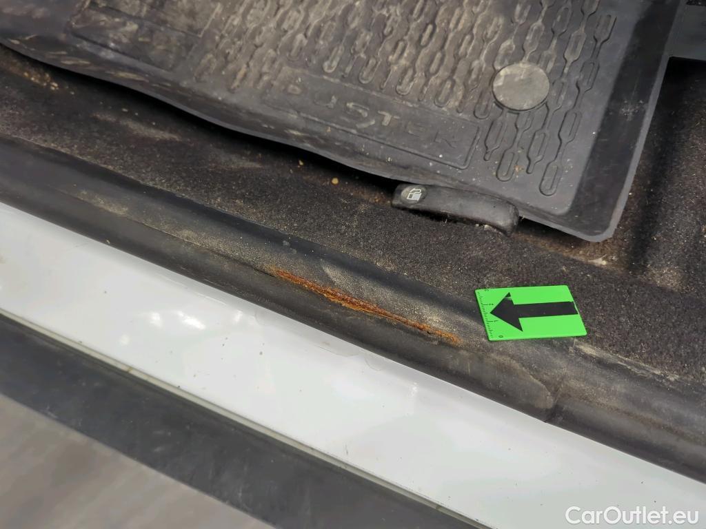  Dacia  Duster 1.5 Blue dCi 115CP Comfort 4WD #30