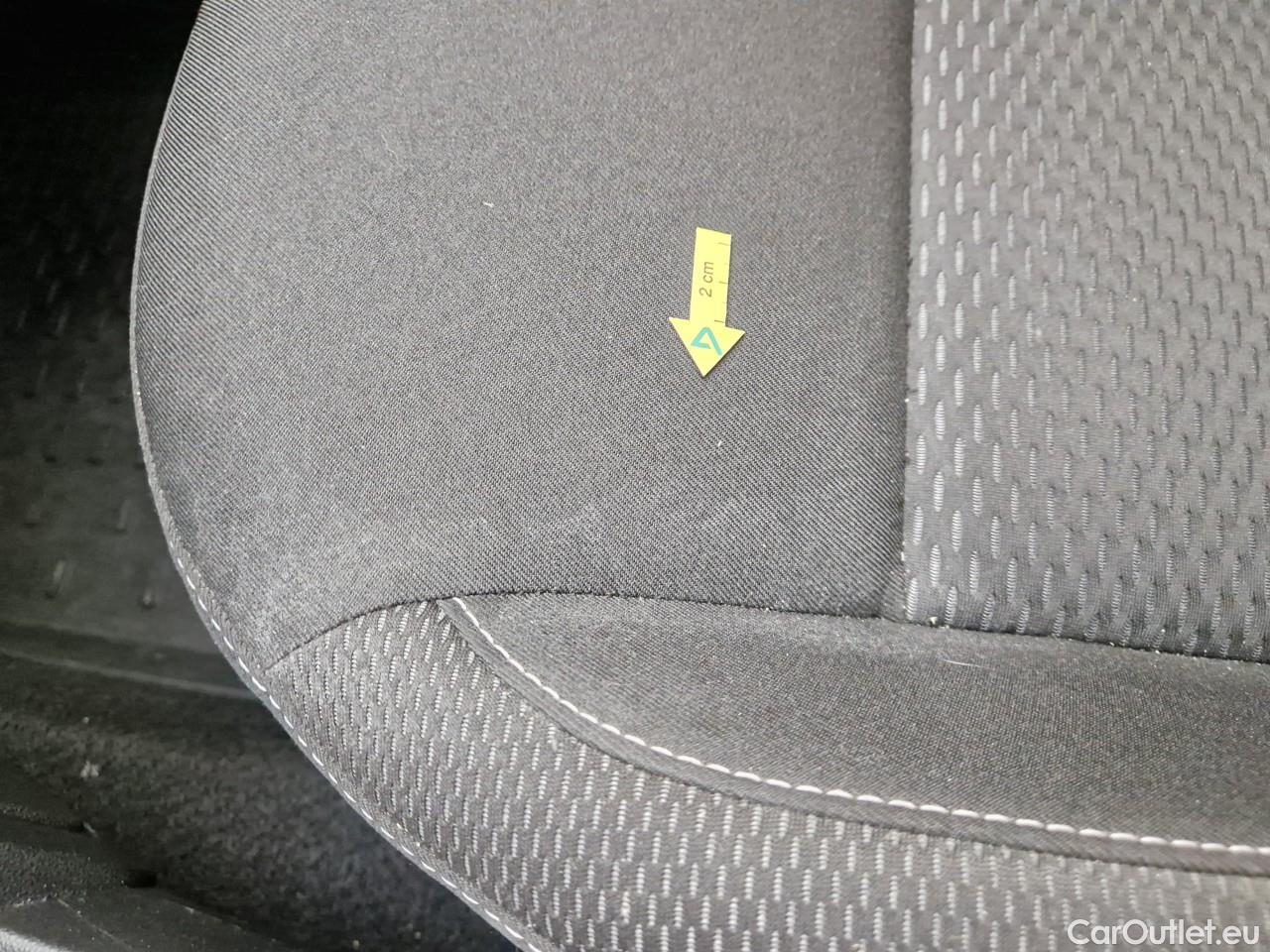  Dacia  Duster 1.5 Blue dCi 115CP Comfort 4WD #32