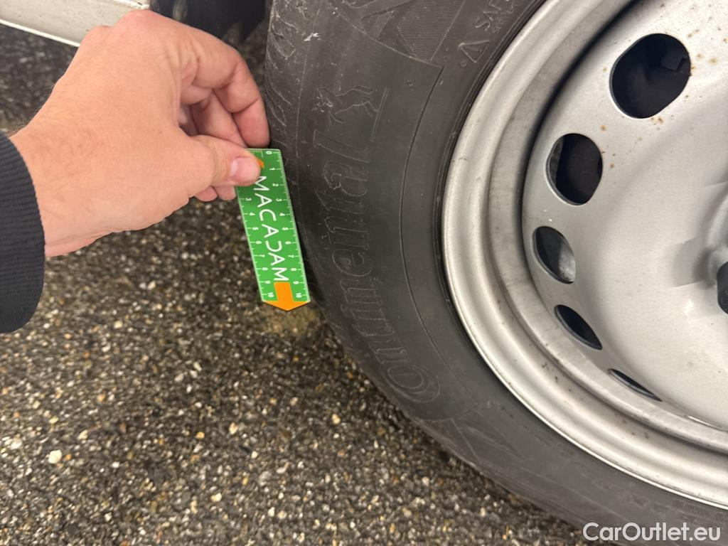  Volkswagen  Caddy VOLKSWAGEN  Van / 2015 / 4P / Fourgonnette 2.0 TDI 75 Business Line #5