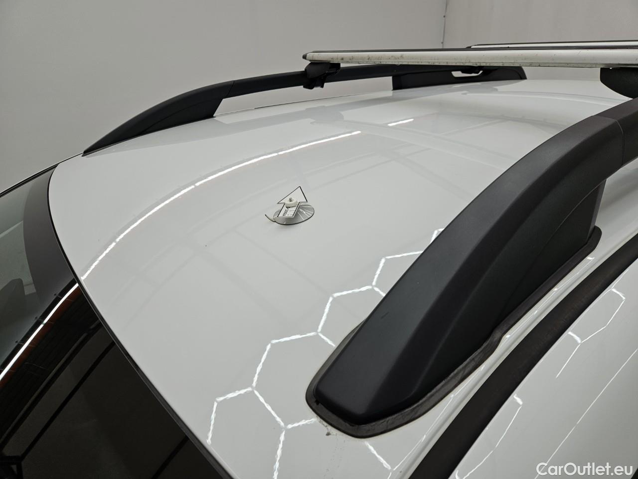  Dacia  Duster 1.5 Blue dCi 115CP Comfort 4WD #21