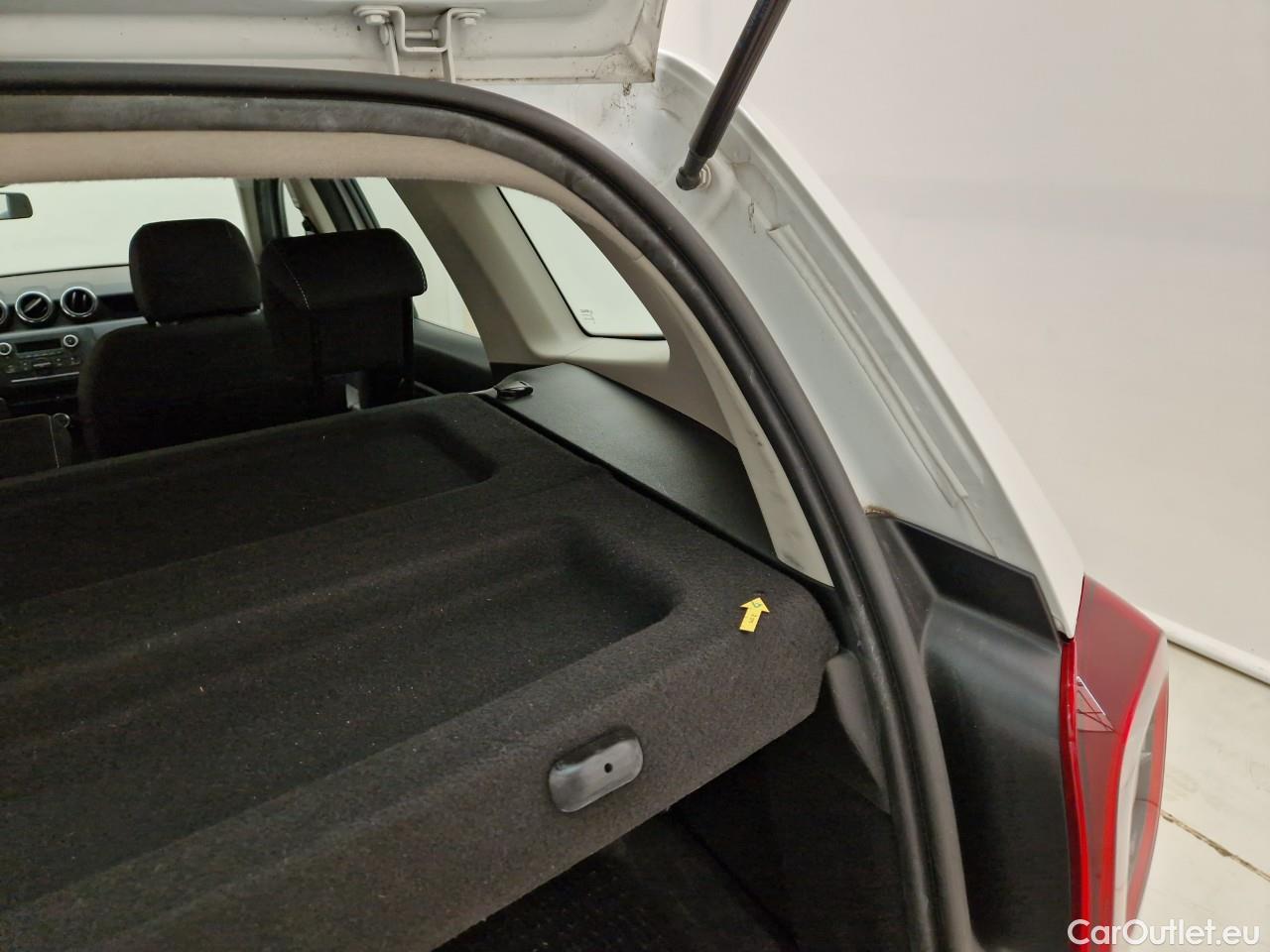  Dacia  Duster 1.5 Blue dCi 115CP Comfort 4WD #50