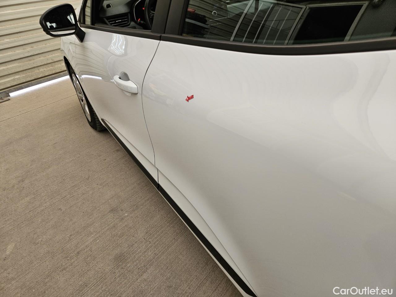  Renault  Clio 1.0 TCe 90CP Life #30