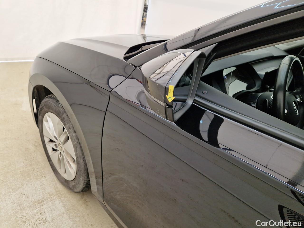  Skoda  Octavia 2.0 TDI 150CP Ambition DSG #9