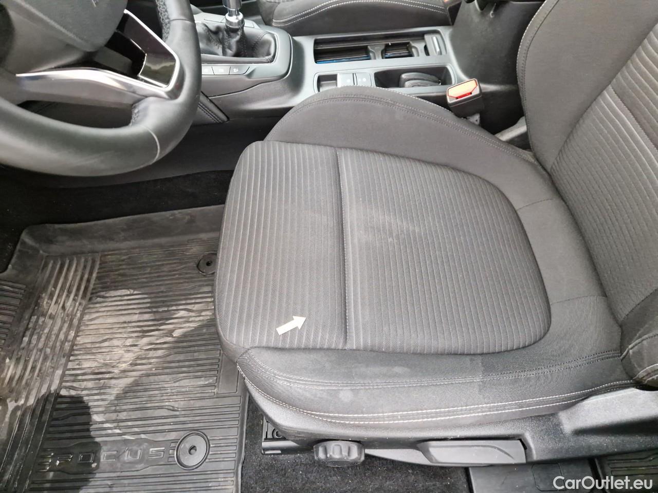  Ford  Focus 1.5 EcoBlue 120CP Titanium #42