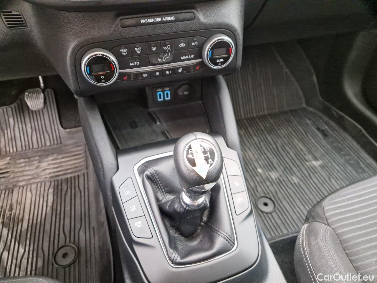  Ford  Focus 1.5 EcoBlue 120CP Titanium #51