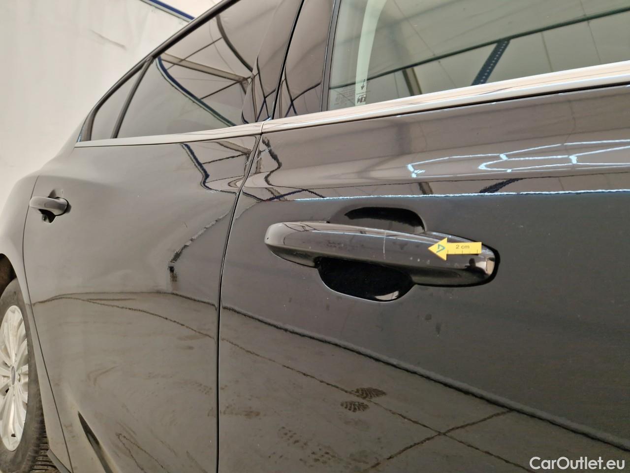  Ford  Focus 1.5 EcoBlue 120CP Titanium #19