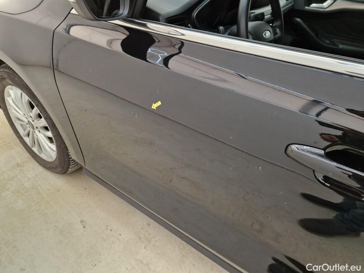  Ford  Focus 1.5 EcoBlue 120CP Titanium #2