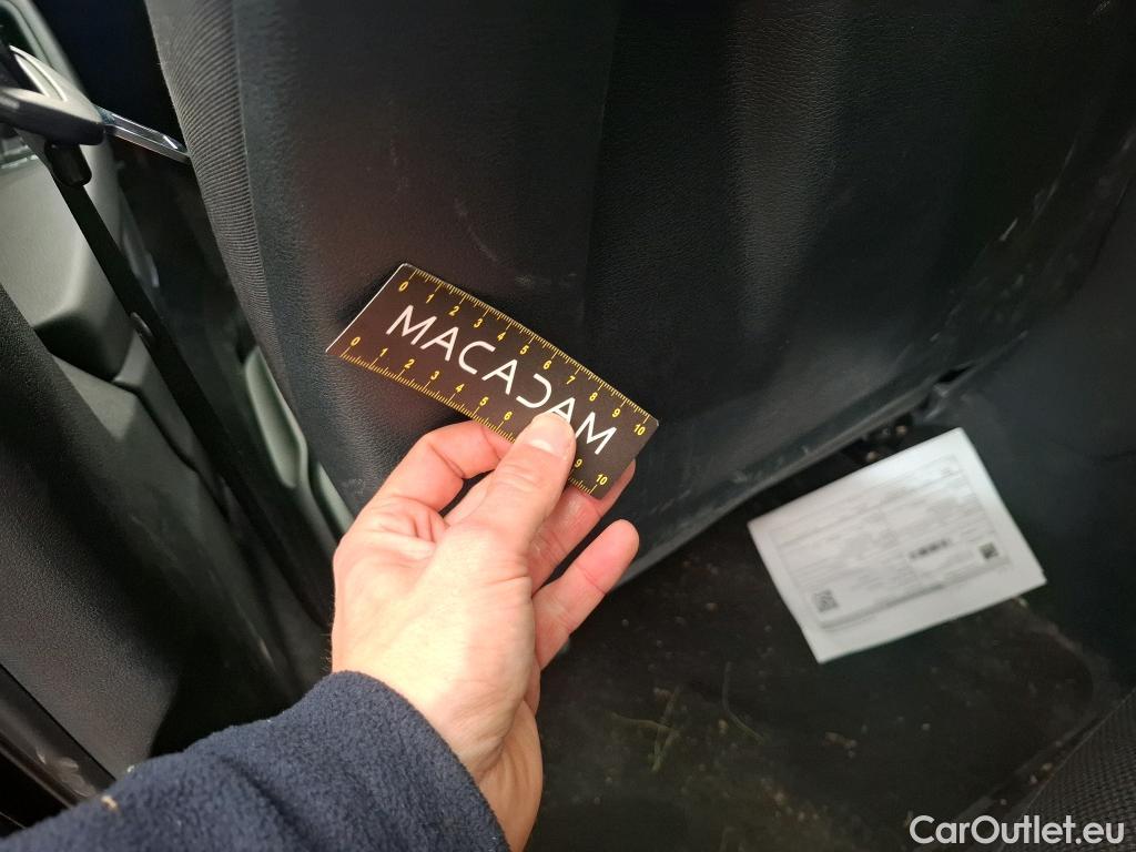  Audi  A4 AUDI  Avant / 2019 / 5P / Break 40 TFSI ultra 204 Qua S tro Business L. #51