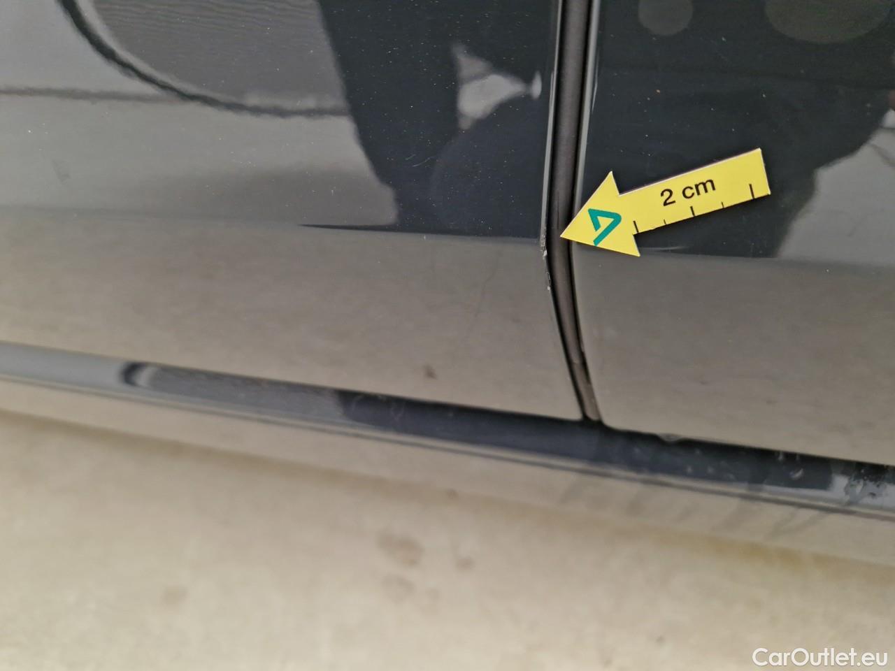  Volkswagen  Golf  2.0 TDI 116HP DSG Life Variant #1