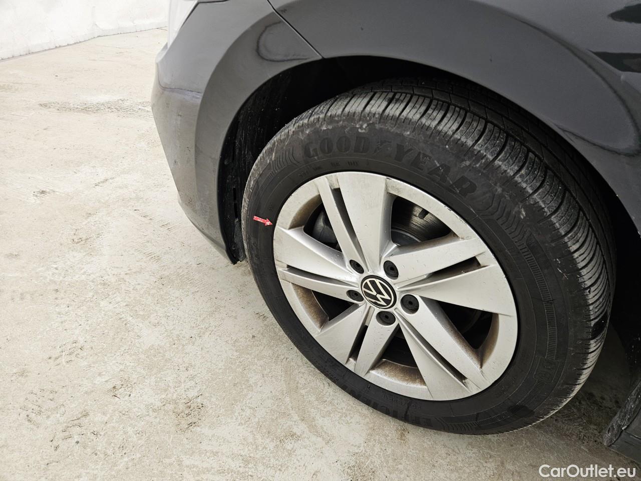  Volkswagen  Golf  2.0 TDI 116HP DSG Life Variant #8