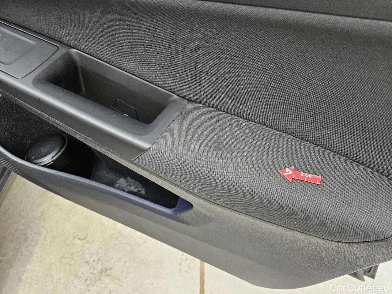  Volkswagen  Golf  2.0 TDI 116HP DSG Life Variant #40