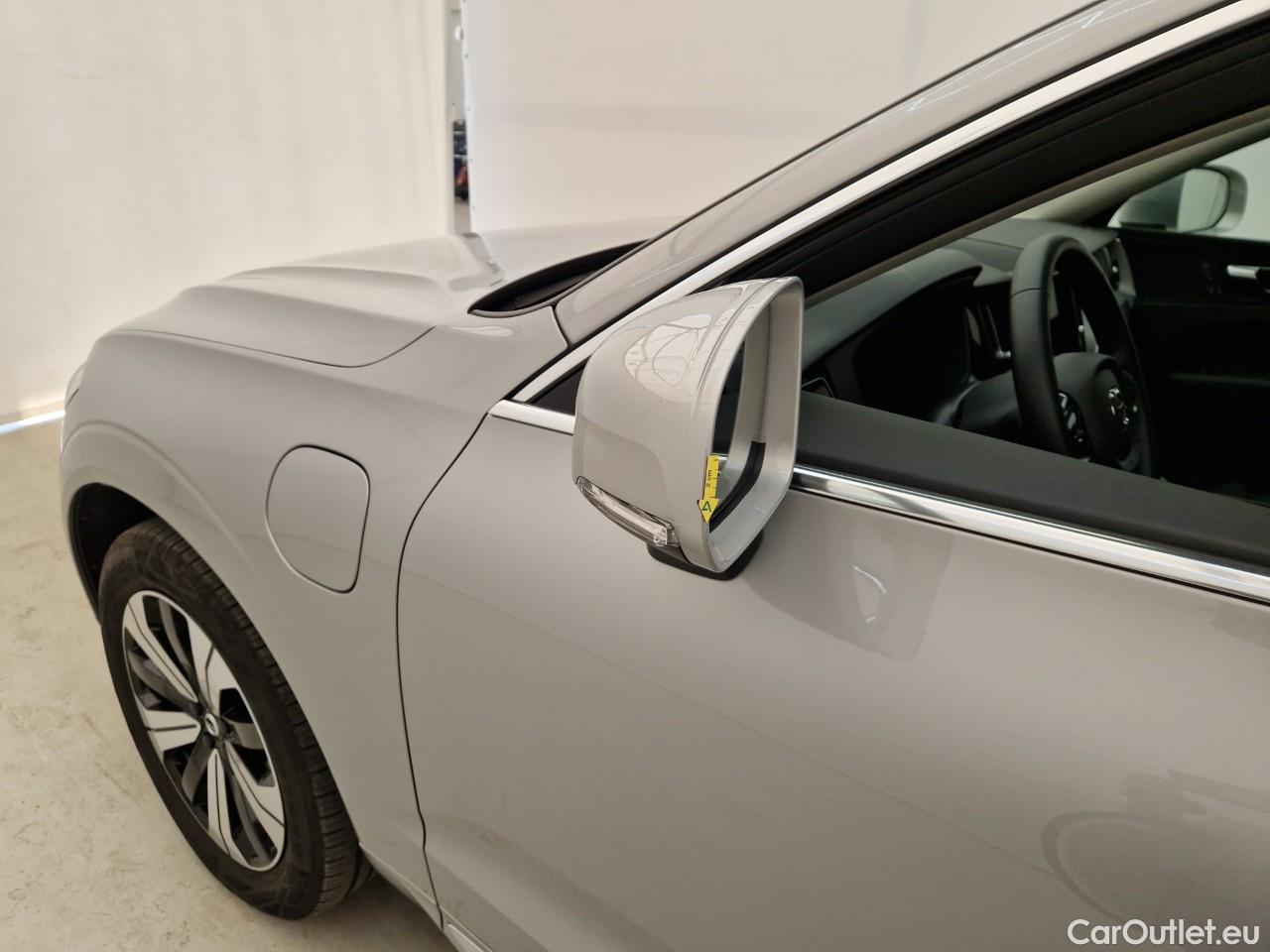  Volvo  XC60 2.0 T8 Plus Bright Recharge AT8 AWD #3