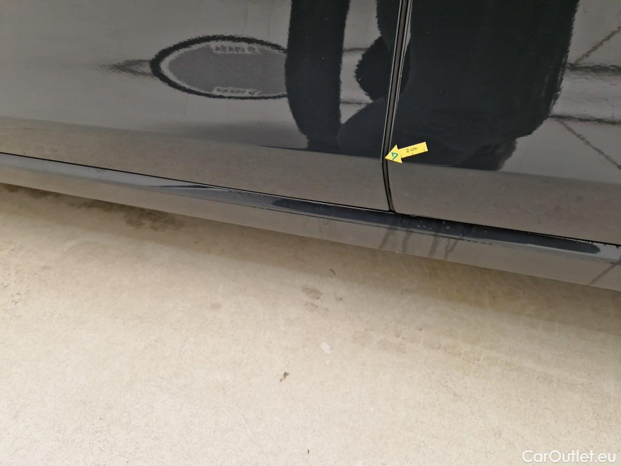  Volkswagen  Golf  2.0 TDI 116HP DSG Life Variant #2