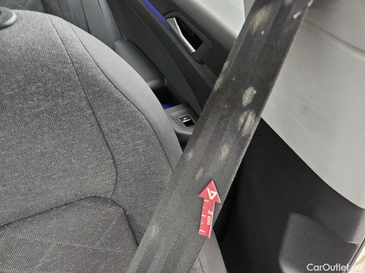  Volkswagen  Golf  2.0 TDI 116HP DSG Life Variant #34