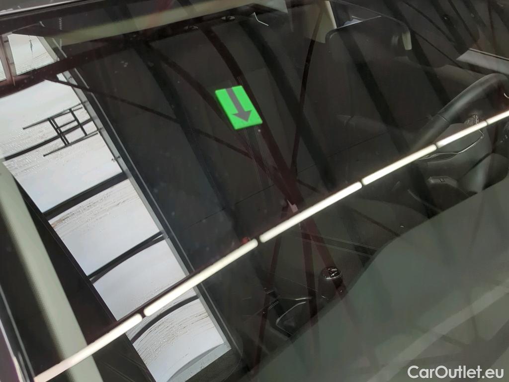  Volkswagen  T-ROC Design 1.5 TSI #13