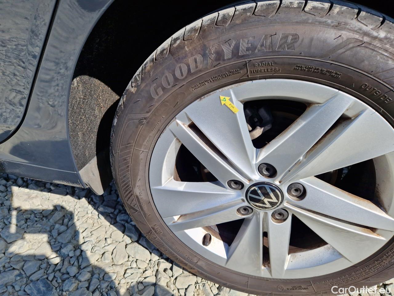  Volkswagen  Golf  2.0 TDI 116HP DSG Life Variant #54