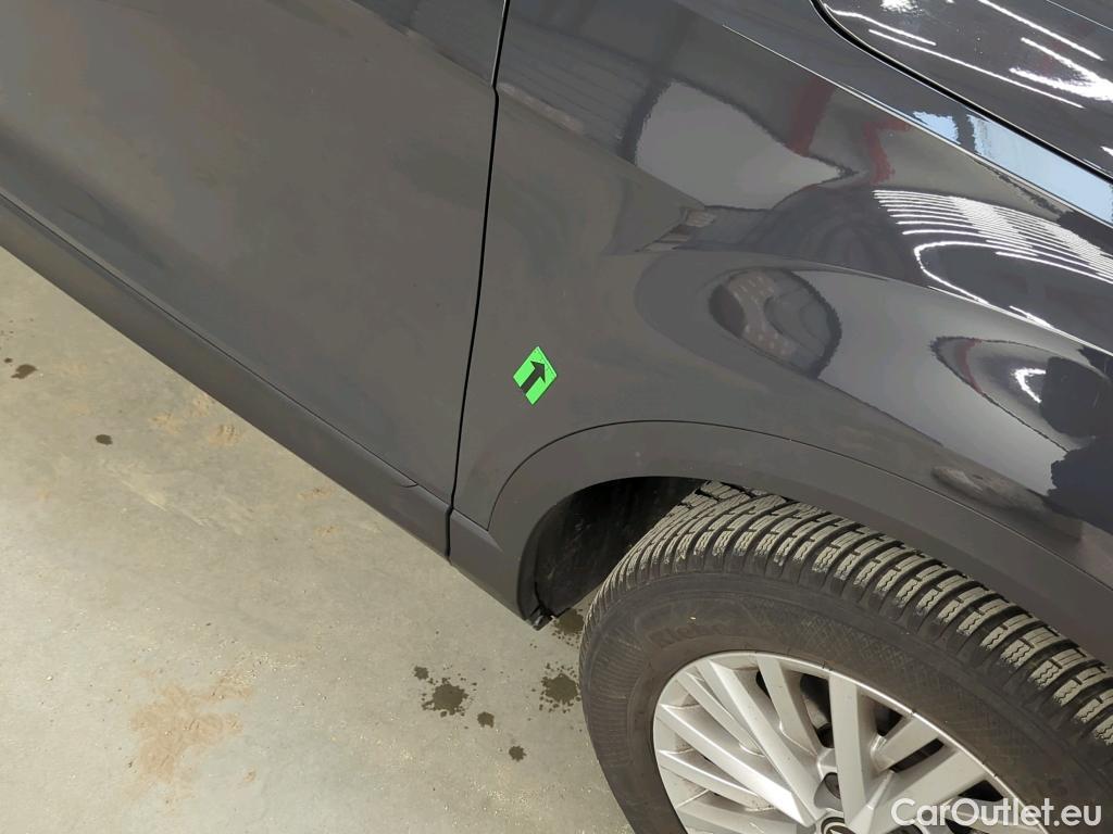  Volkswagen  T-ROC Design 1.5 TSI #19