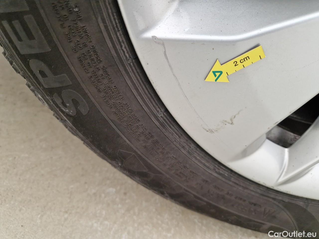  Skoda  Octavia 2.0 TDI 115CP Ambition DSG #9