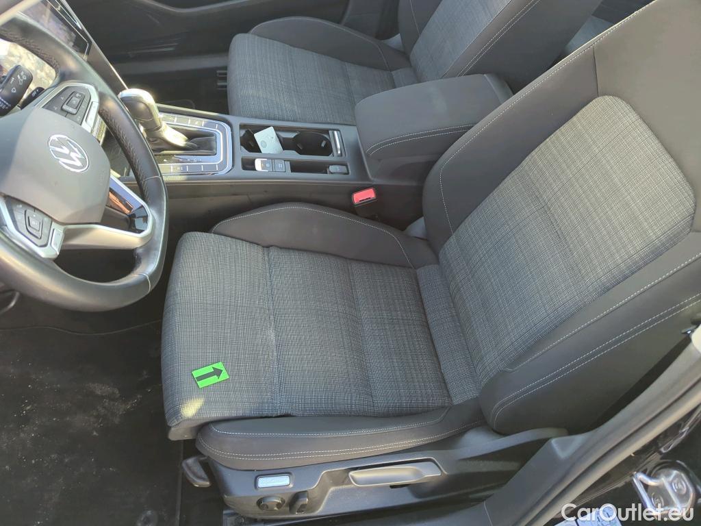  Volkswagen  Passat Comfortline1.5 TSI ACT DSG 150 CP #29