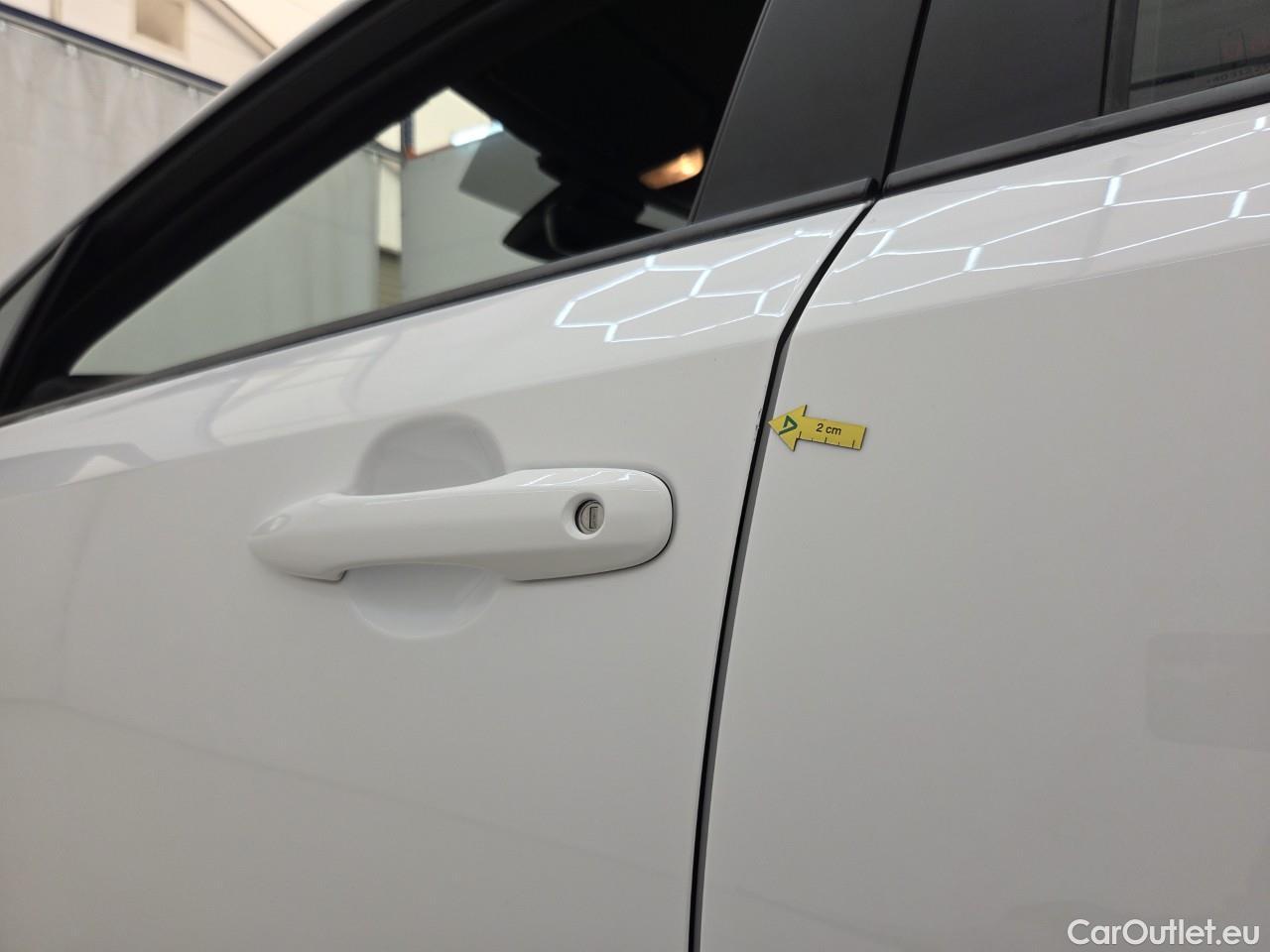  Toyota  Corolla 1.8 Hybrid Eco HSD E-CVT #2