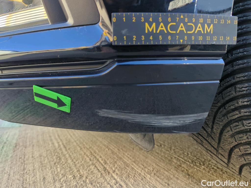  Volkswagen  Passat Comfortline1.5 TSI ACT DSG 150 CP #2