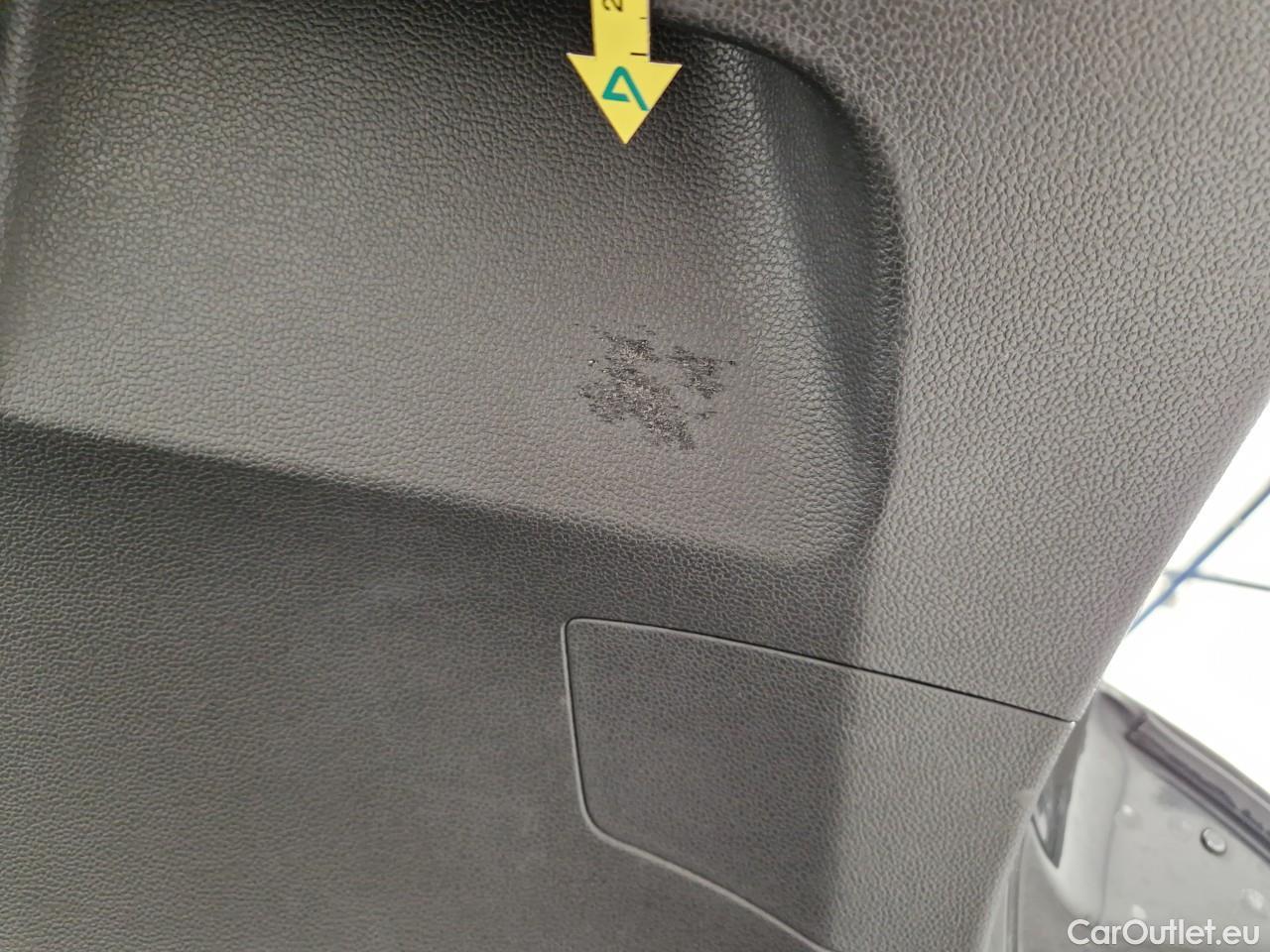  Volkswagen  Golf  2.0 TDI 116HP DSG Life Variant #42