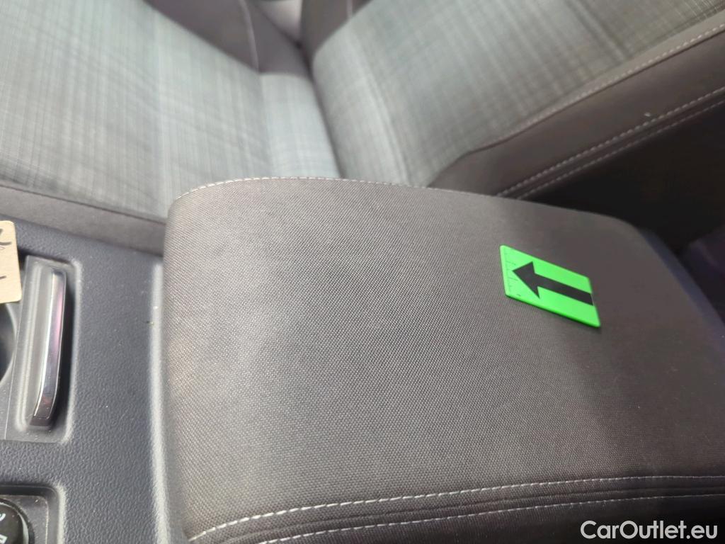  Volkswagen  Passat Comfortline 2.0 TDI DSG 150 CP #26