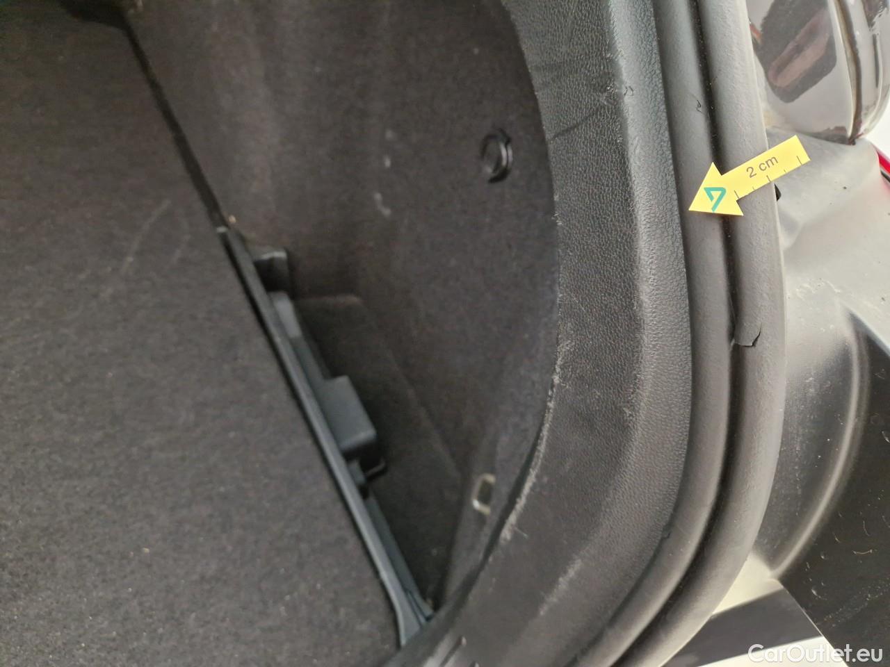  Volkswagen  Golf  2.0 TDI 116HP DSG Life Variant #46