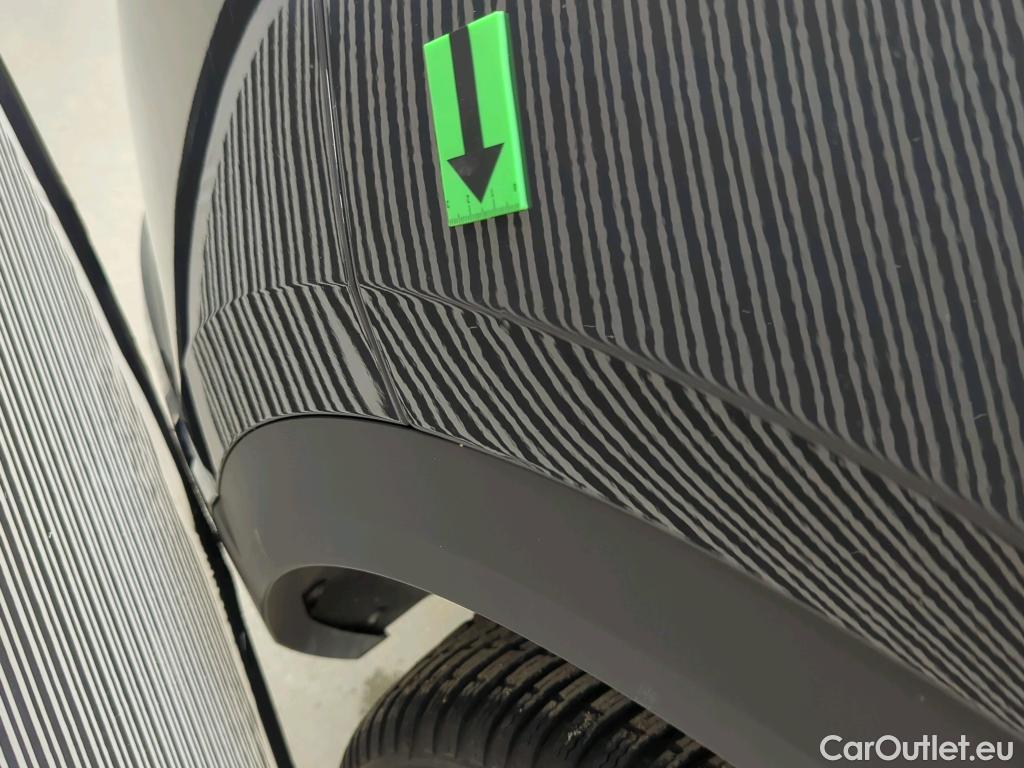  Volkswagen  T-ROC Design 1.5 TSI #16