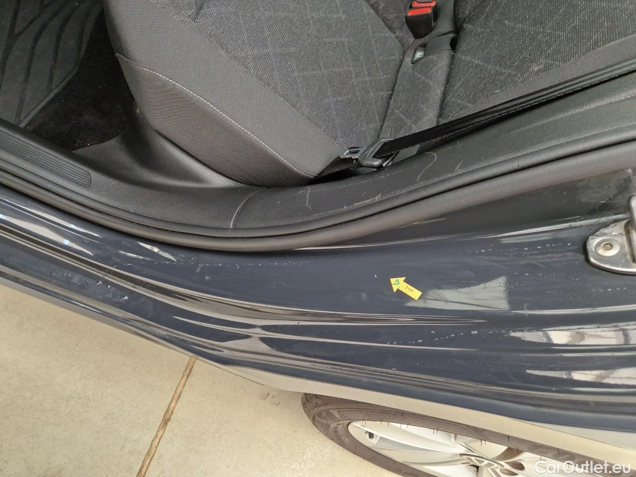  Volkswagen  Golf  2.0 TDI 116HP DSG Life Variant #36